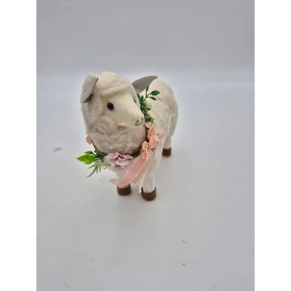 Resin Lambs W/Floral Garland‎ by Valerie Parr Hill "RARE' NIB - Picture 4 of 12
